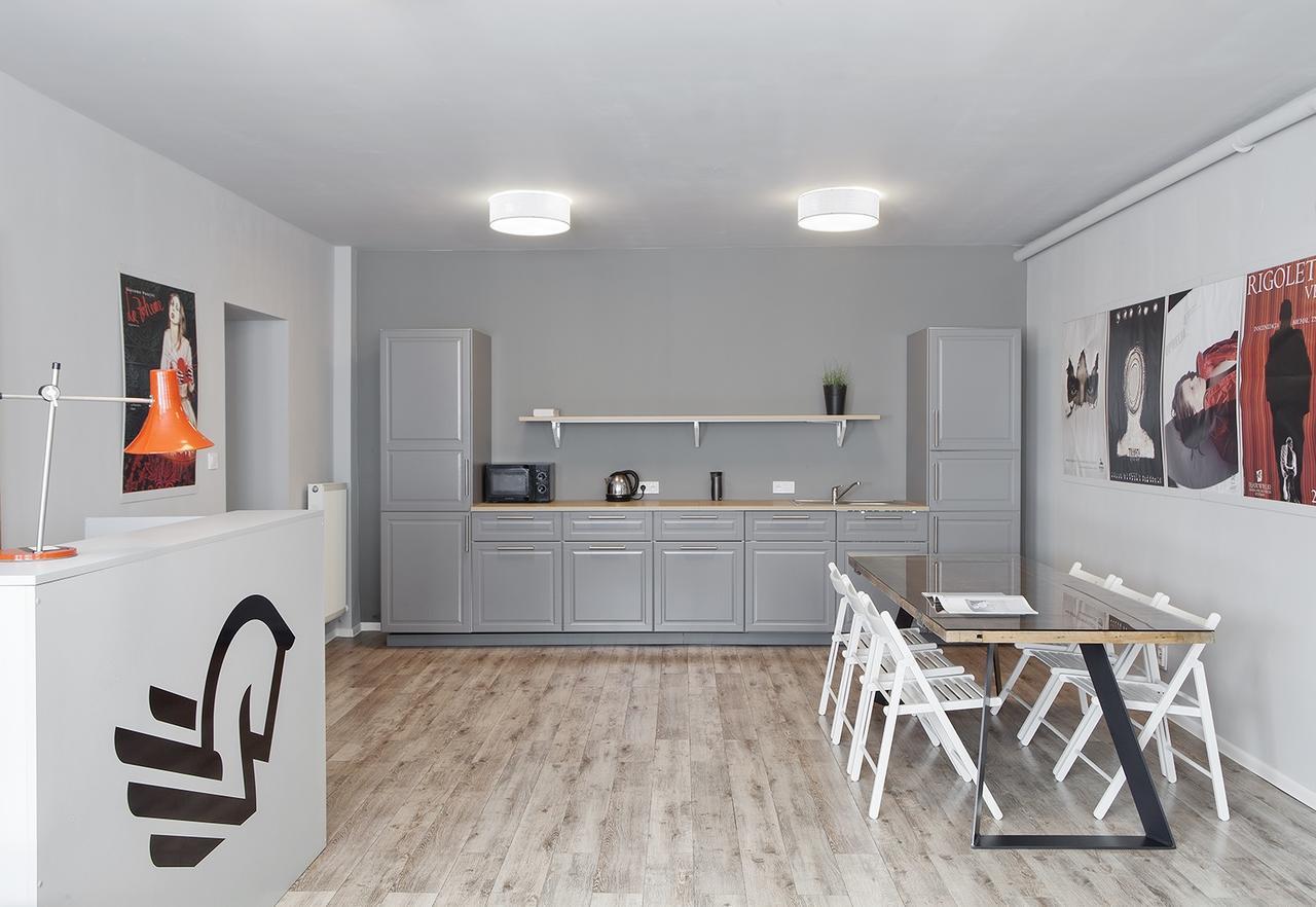 Opera Hostel Poznan Dış mekan fotoğraf